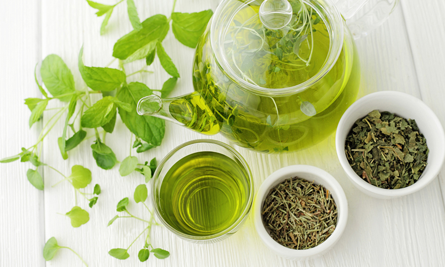 Green tea extract with EGCG and polyphenols